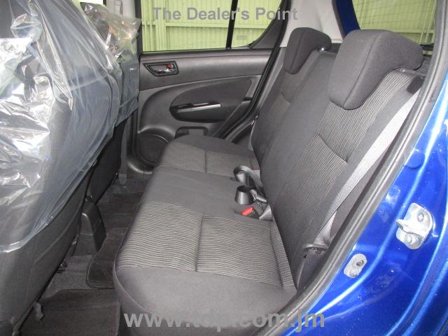 SUZUKI SWIFT 2011 Image 11