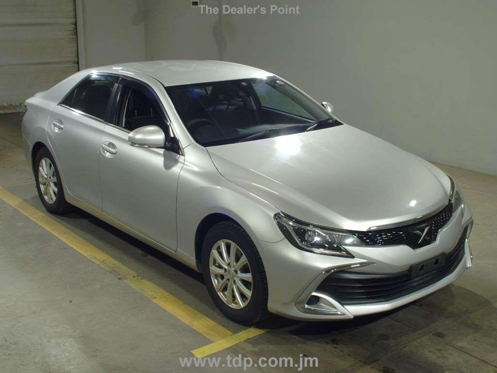 TOYOTA MARK X 2018 Image 19