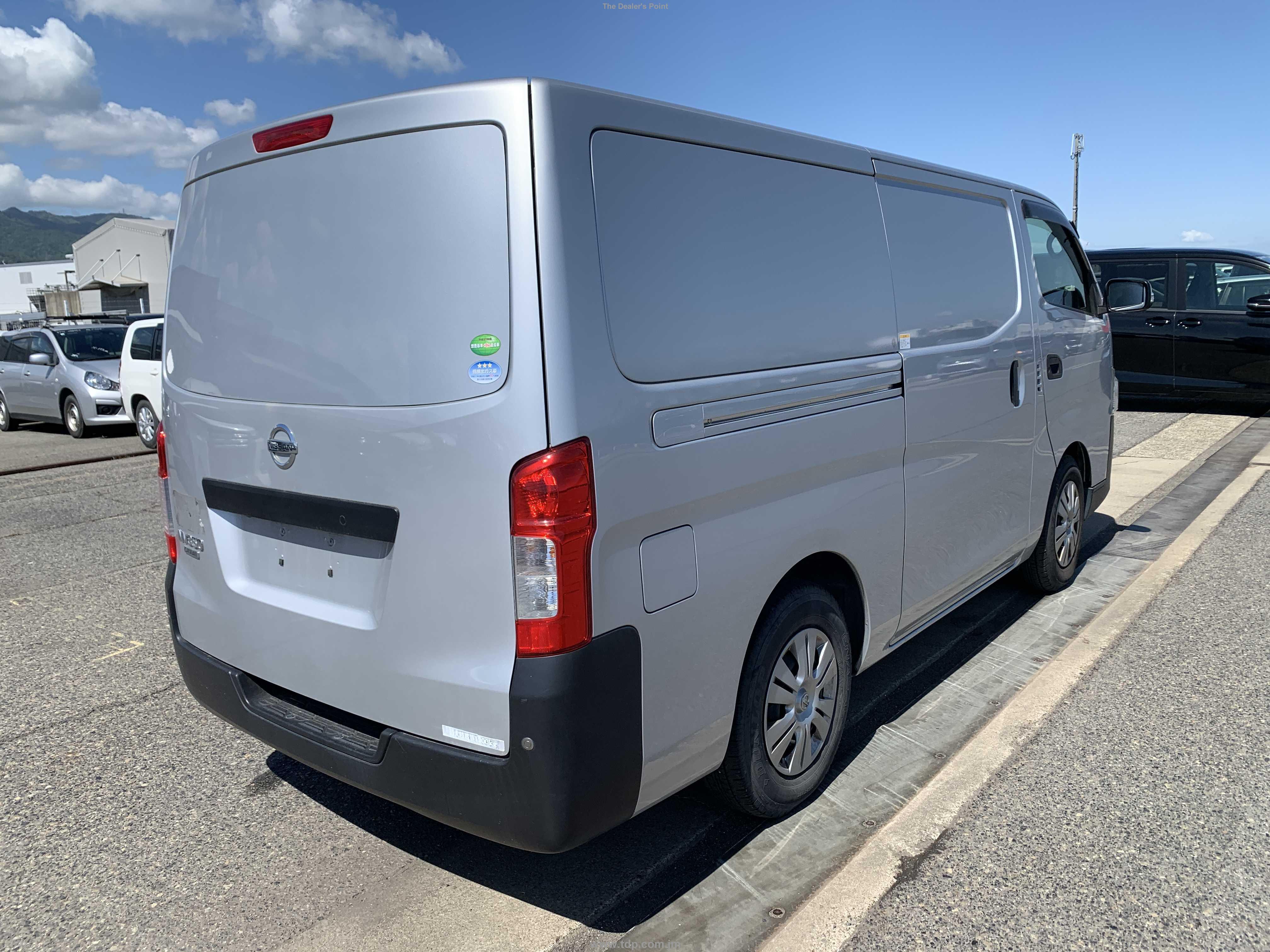 NISSAN NV350 CARAVAN 2019 Image 22