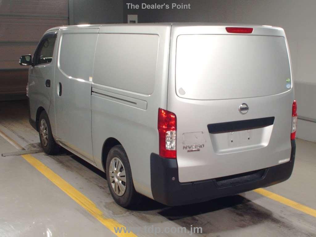 NISSAN NV350 CARAVAN 2019 Image 4