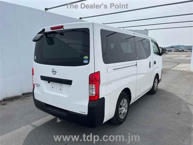 NISSAN NV350 CARAVAN 2019 Image 5