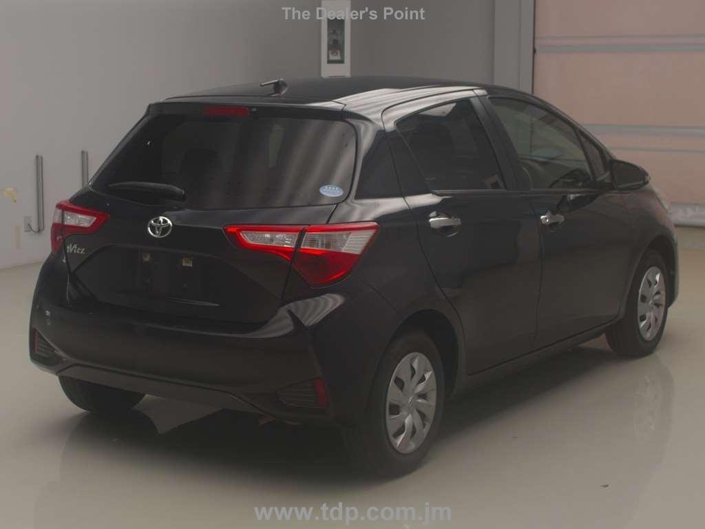 TOYOTA VITZ 2019 Image 2