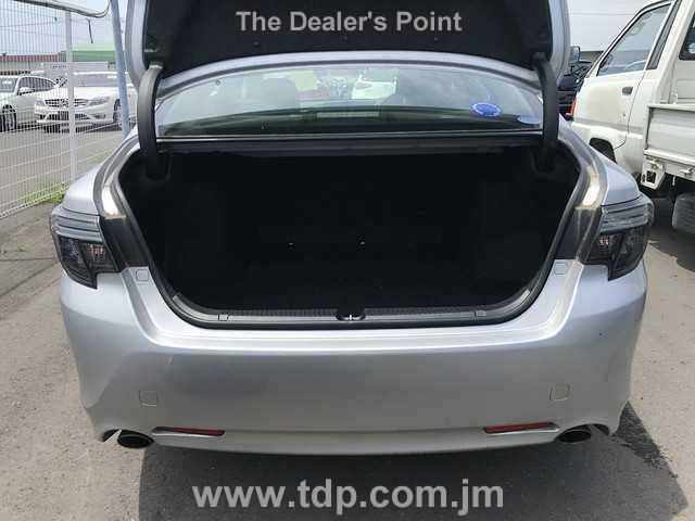 TOYOTA MARK X 2018 Image 25