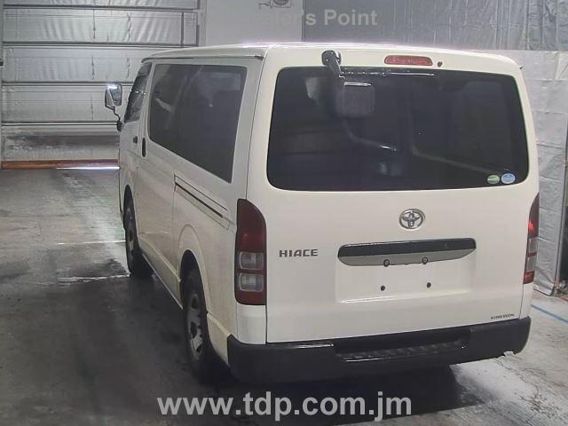 TOYOTA HIACE 2018 Image 8