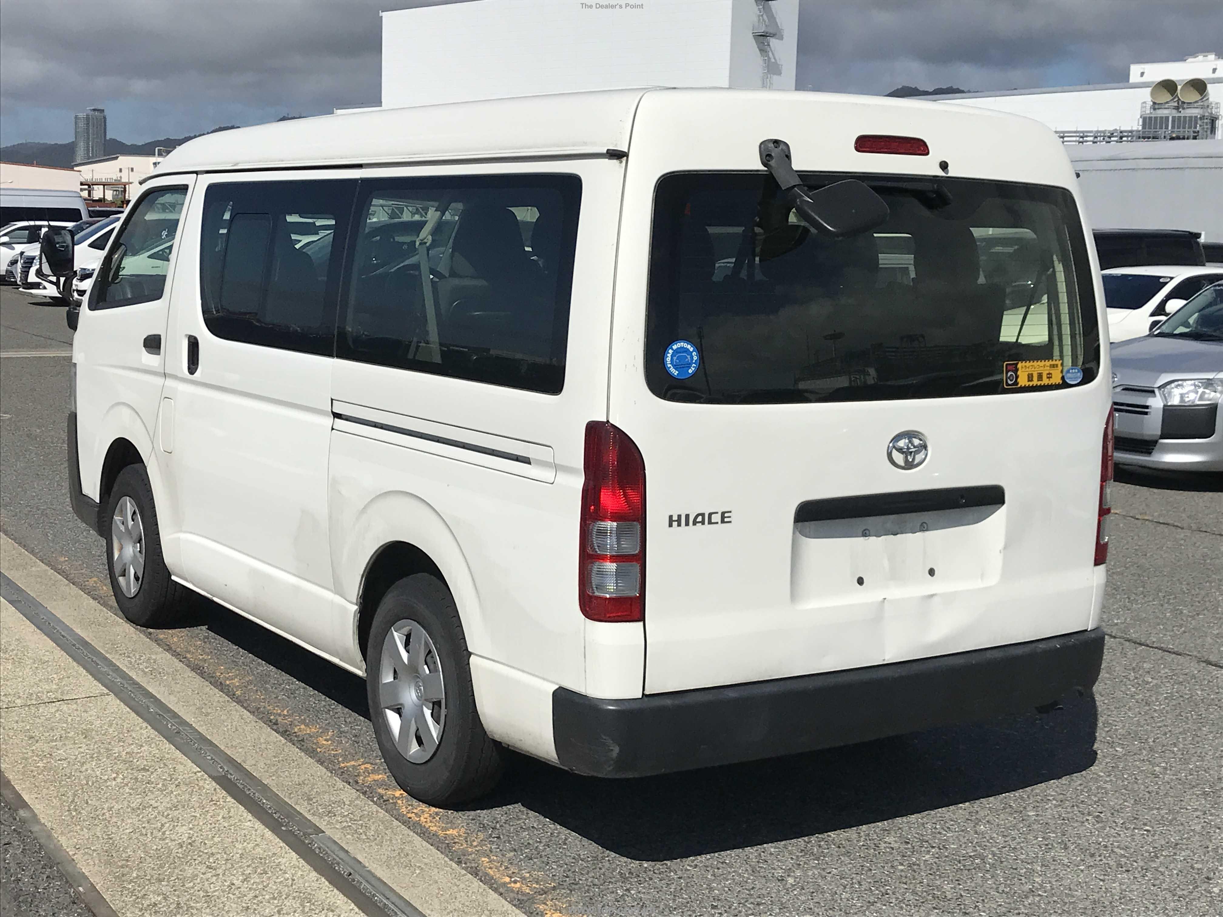 TOYOTA HIACE WAGON 2017 Image 9