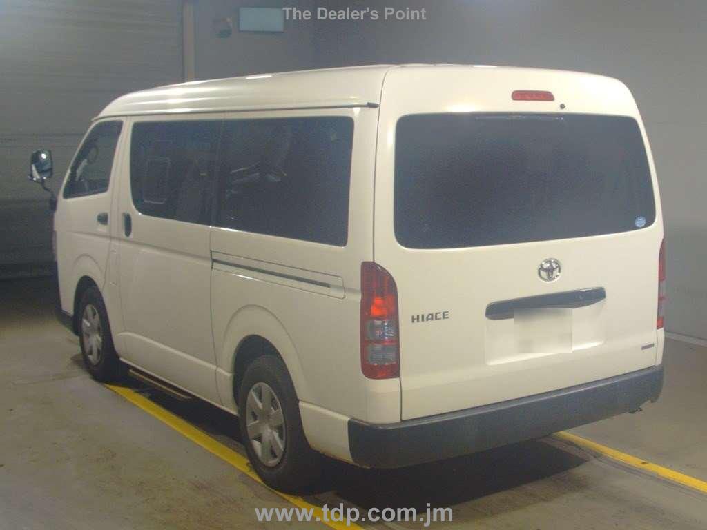 TOYOTA HIACE WAGON 2018 Image 4