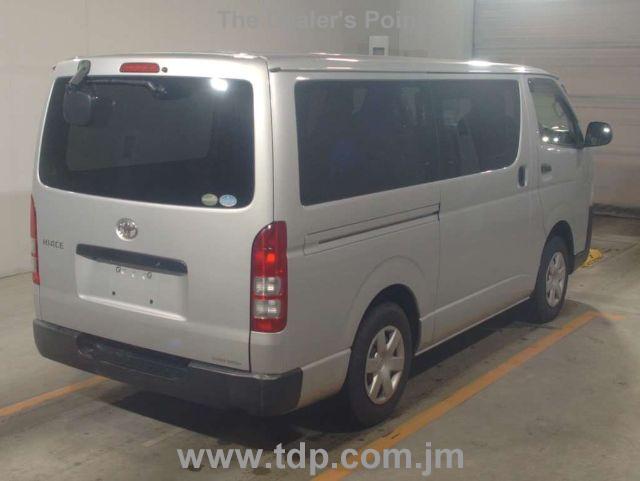 TOYOTA HIACE 2017 Image 2