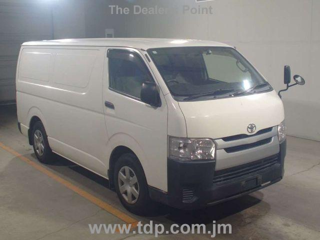 TOYOTA HIACE 2017 Image 3