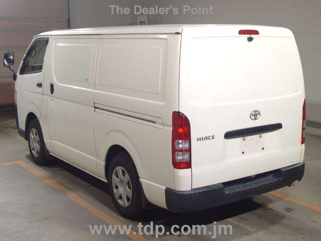 TOYOTA HIACE 2017 Image 4